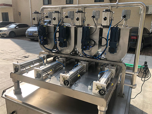 直線式多頭醬料灌裝機械細(xì)節(jié)圖